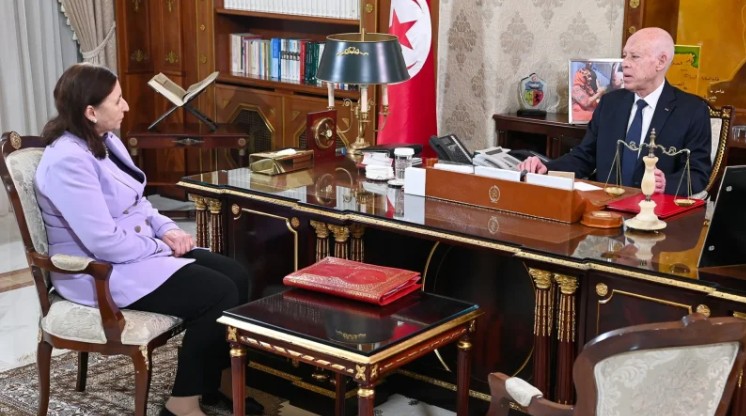 قيس سعيّد: يجب إعداد مشاريع نصوص تُمكّن من فتح آفاق أمام الشباب